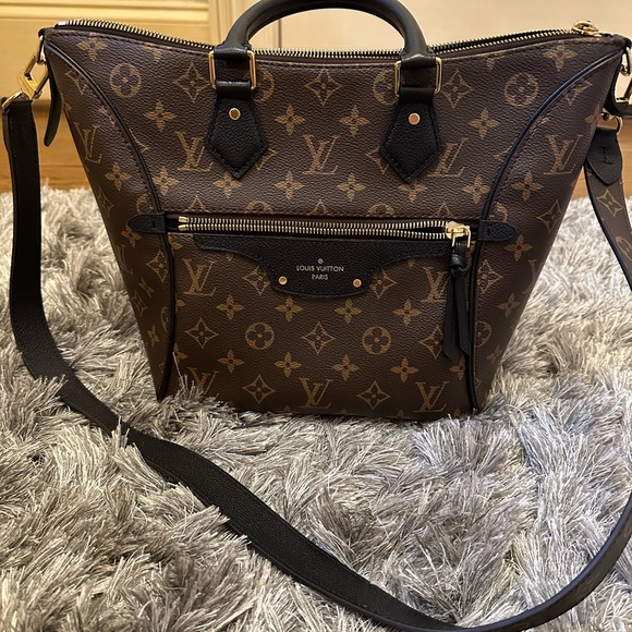 Louis Vuitton Tournelle Monogram Hand Shoulder Tote Bag